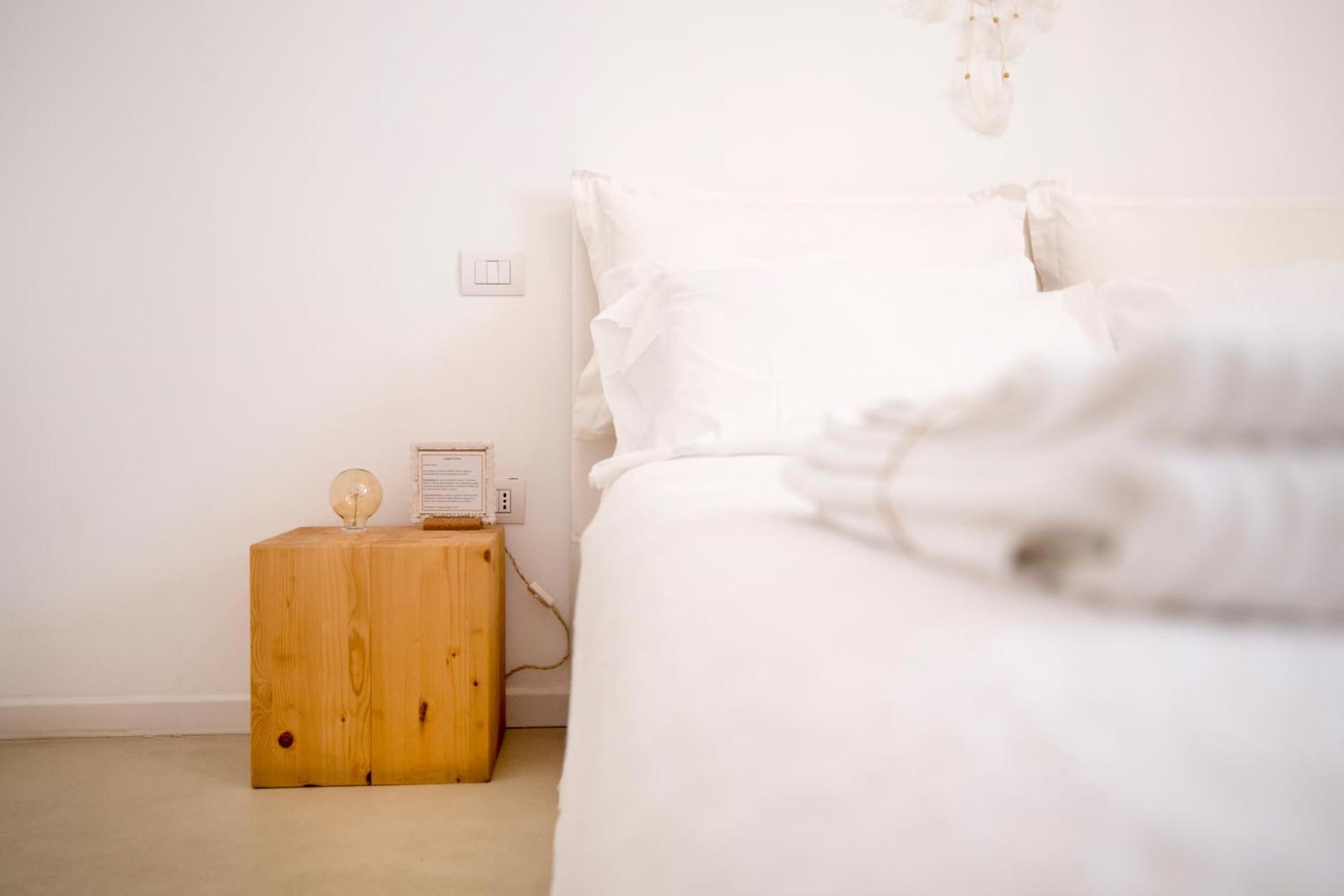 Casa Memi Bed & Breakfast Марцамеми Стая снимка